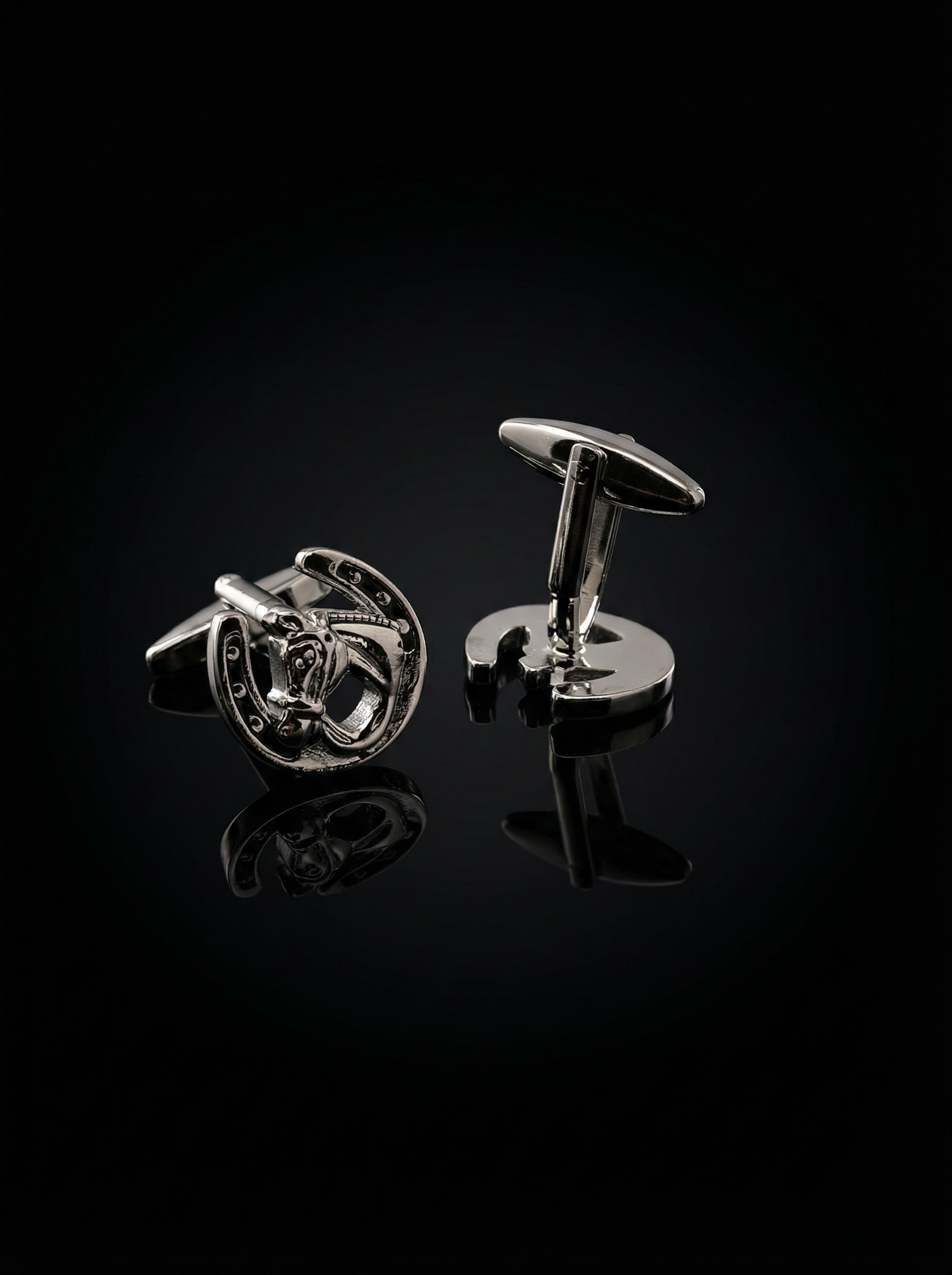 Horseshoe Horse Head Cufflinks Tivaaro