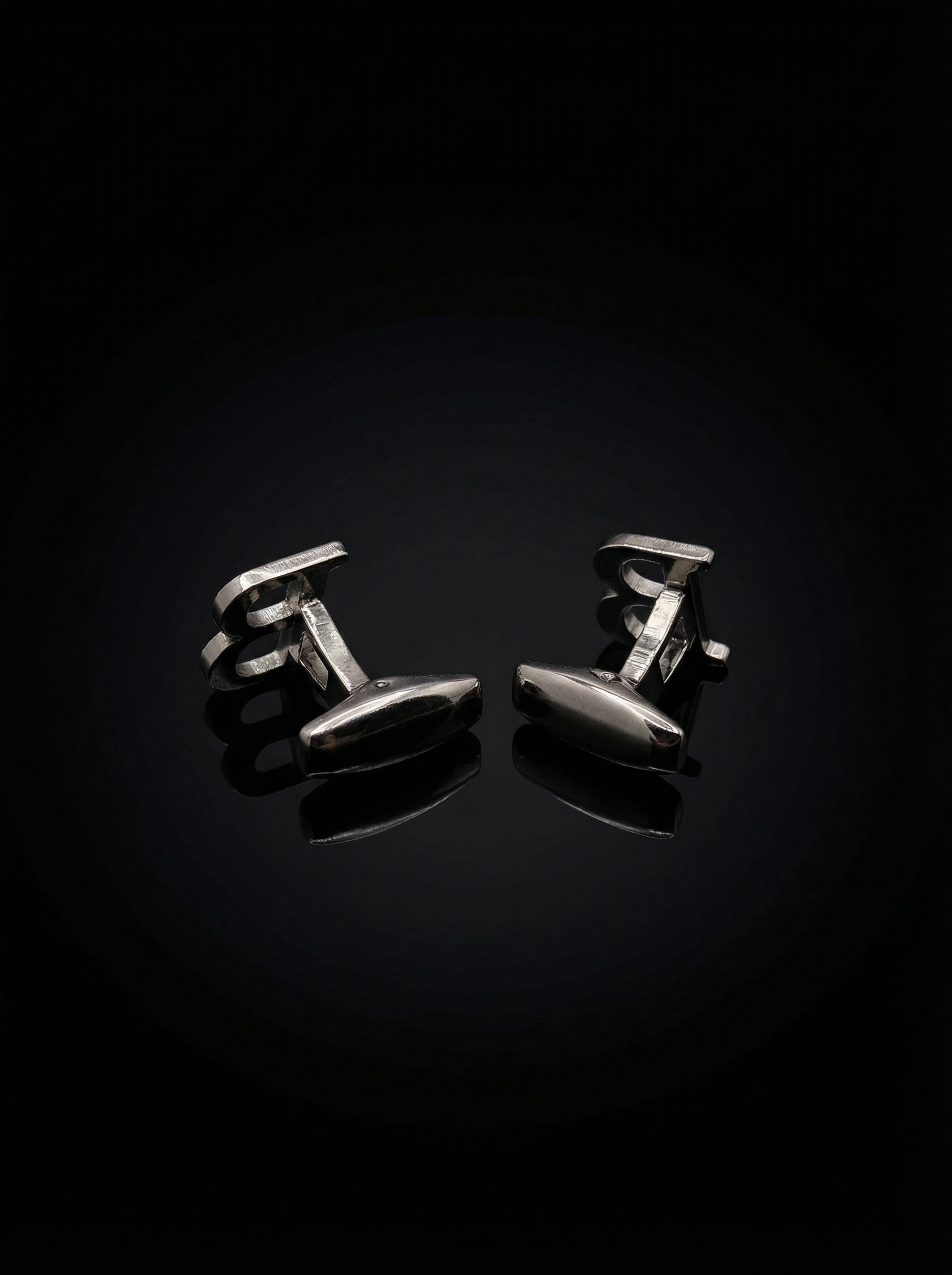 Letter B Cufflinks Tivaaro
