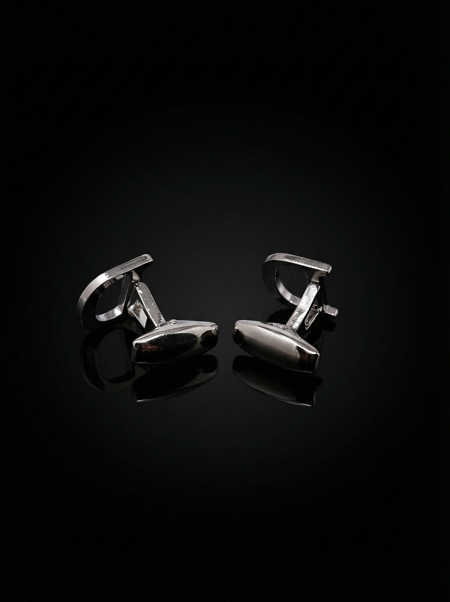Letter D Cufflinks Tivaaro