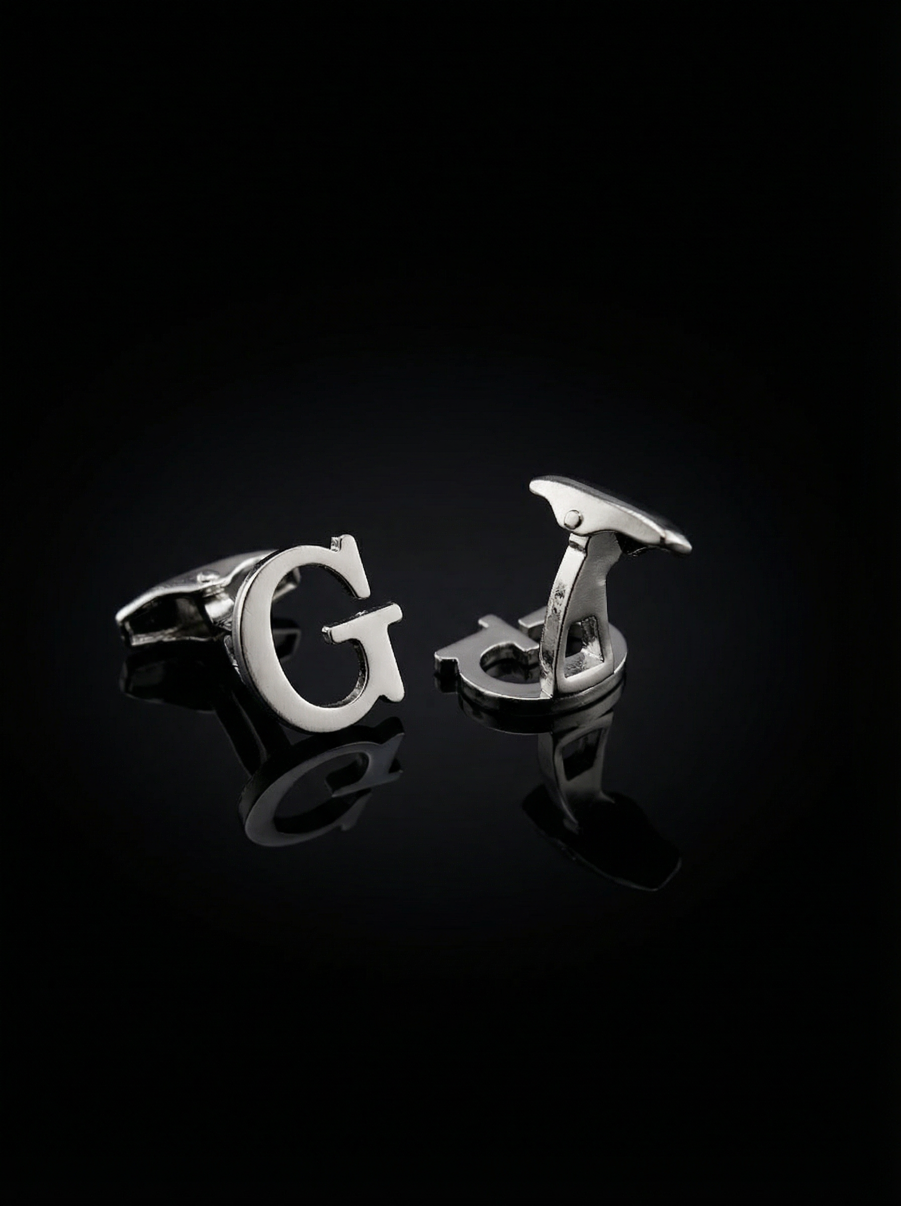 Letter G Cufflinks Tivaaro