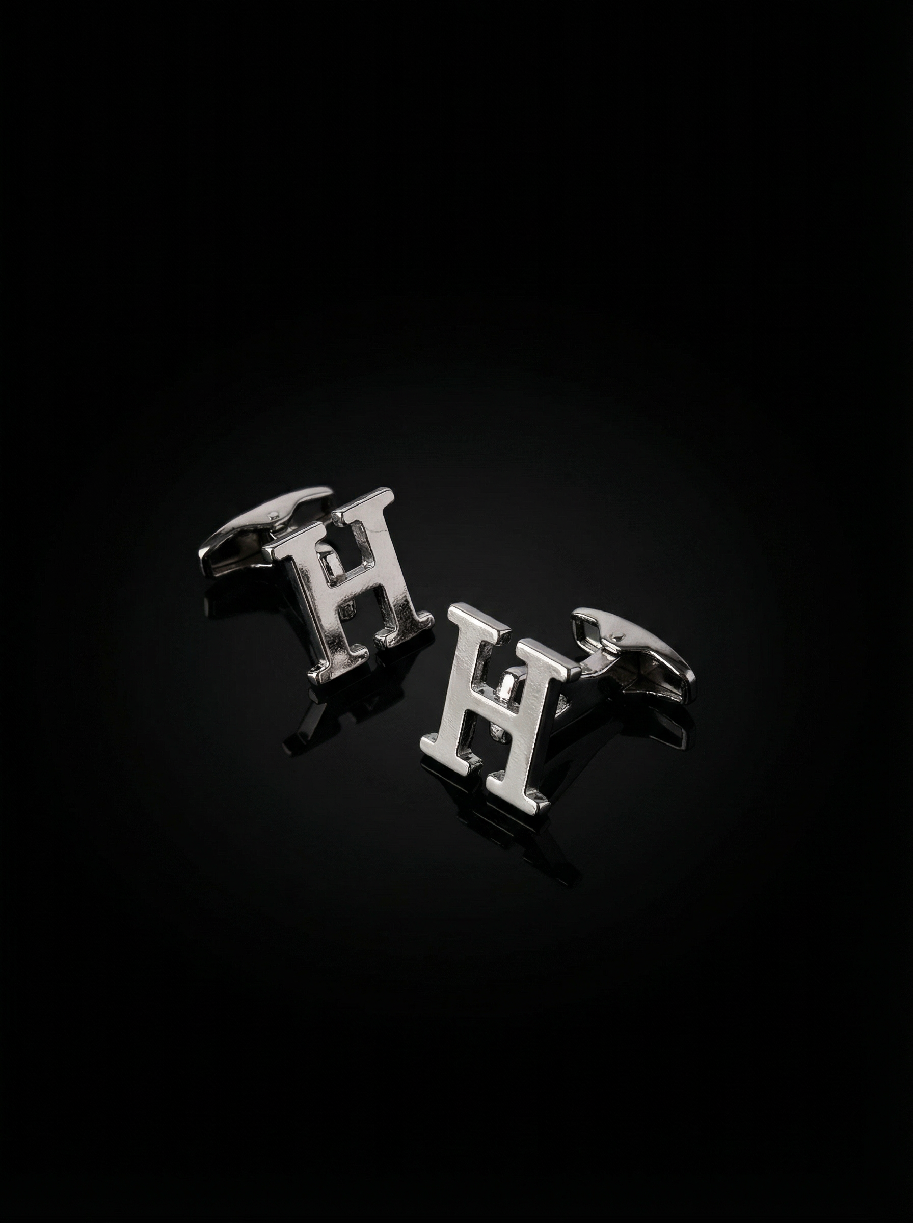 Letter H Cufflinks Tivaaro