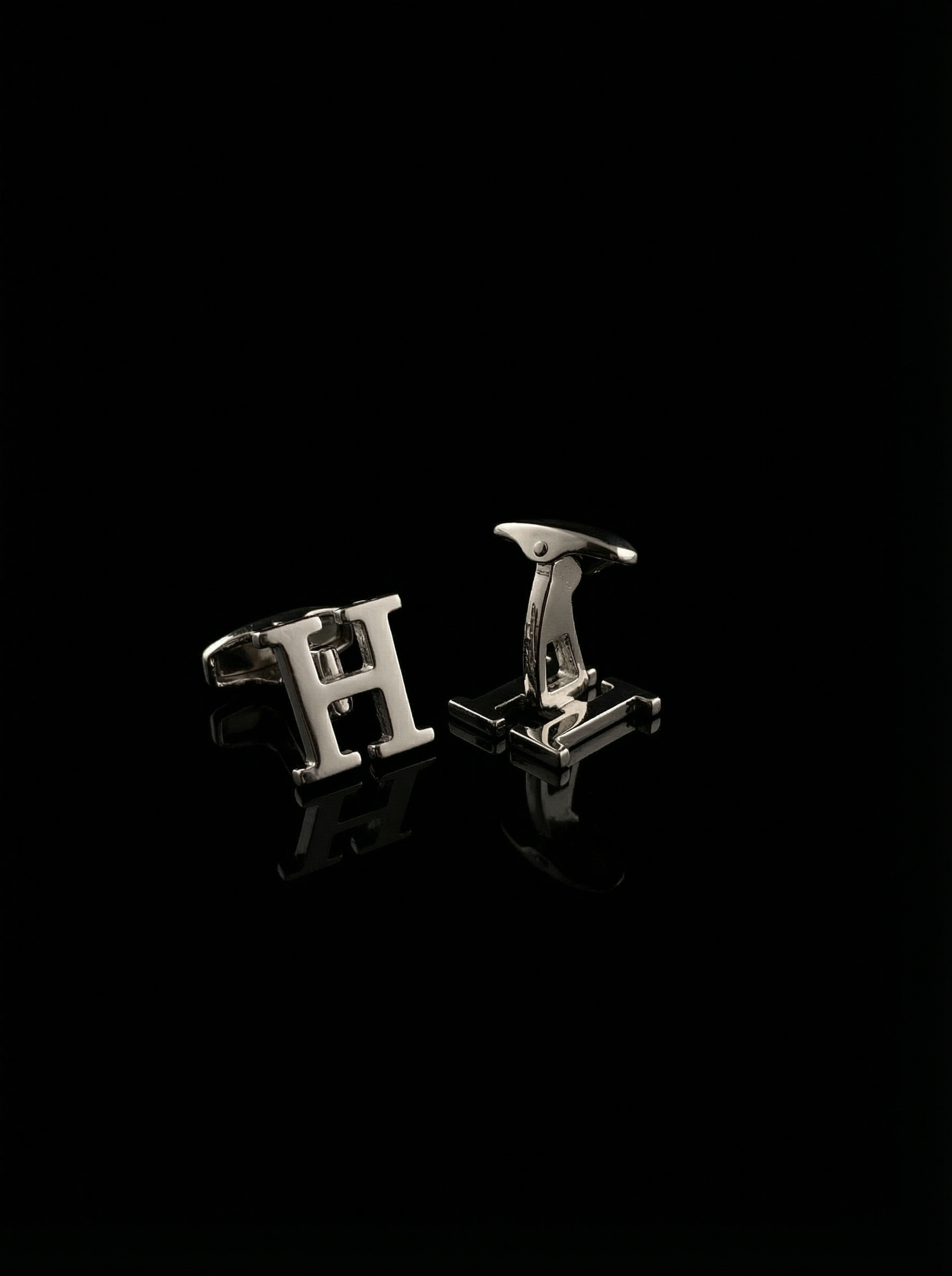 Letter H Cufflinks Tivaaro