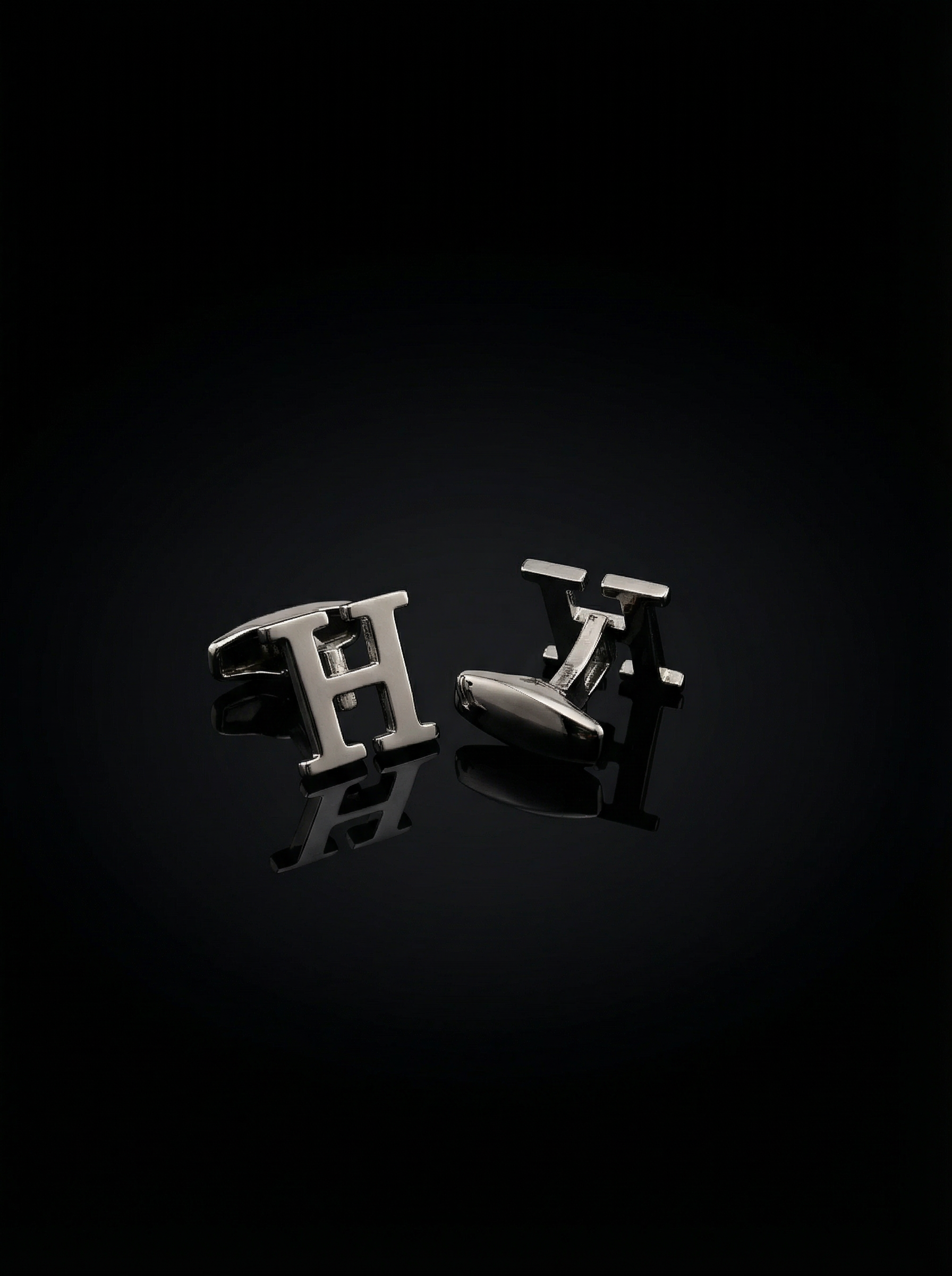 Letter H Cufflinks Tivaaro