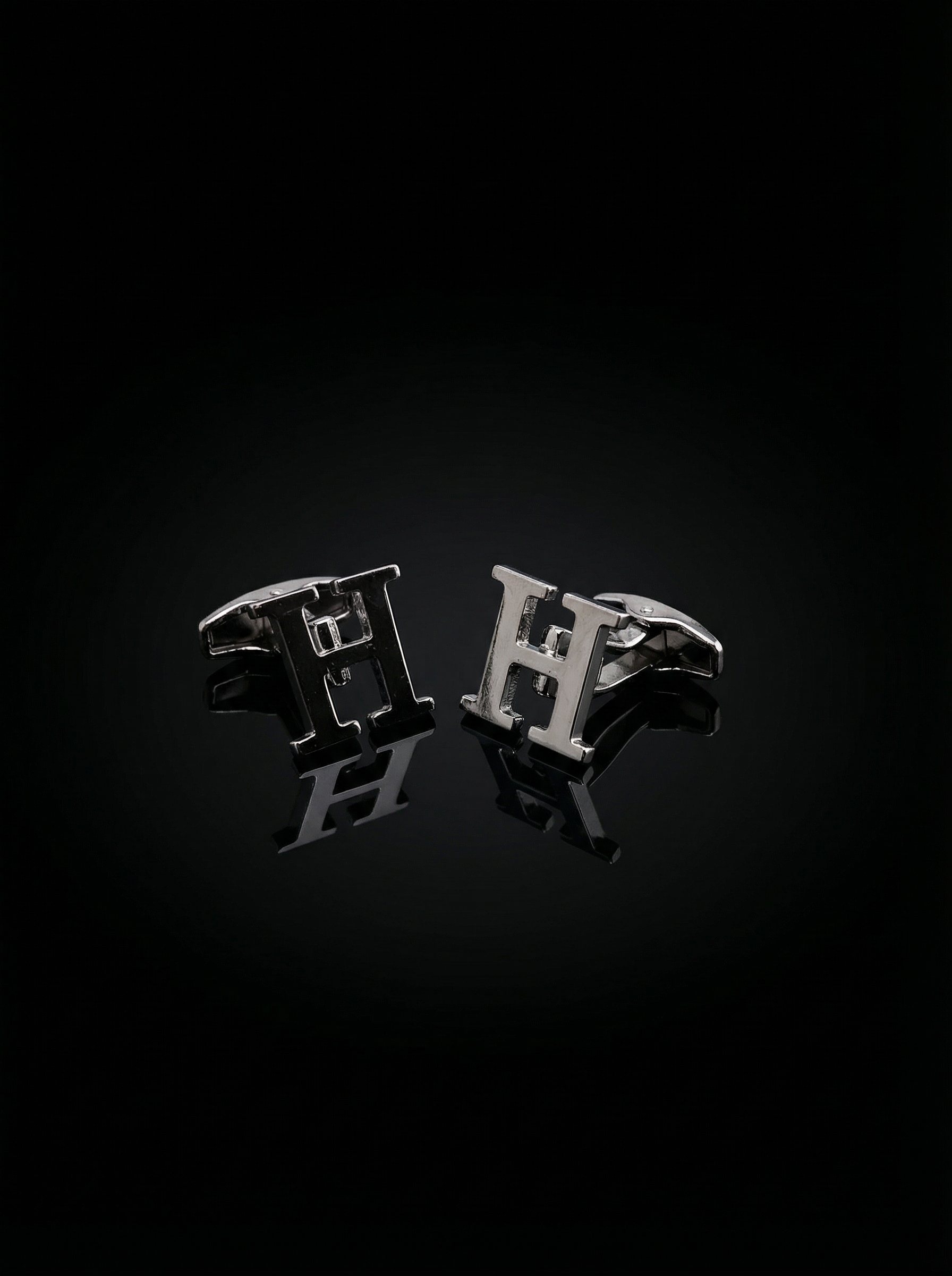 Letter H Cufflinks Tivaaro