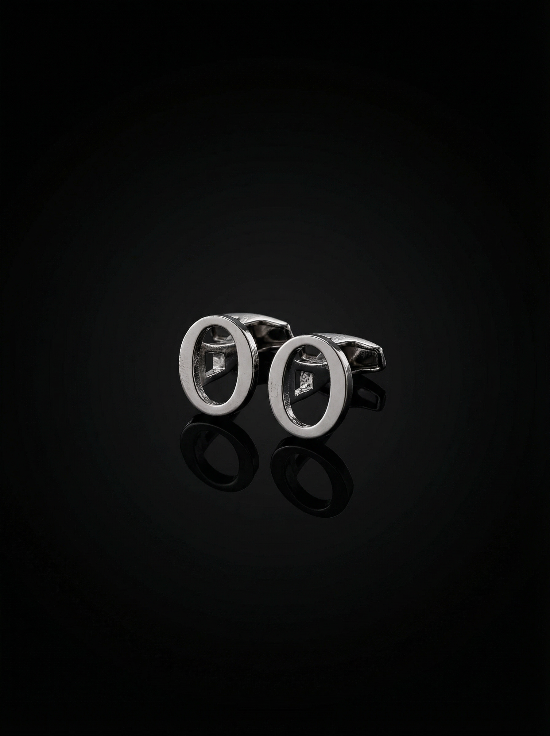 Letter O Cufflinks Tivaaro