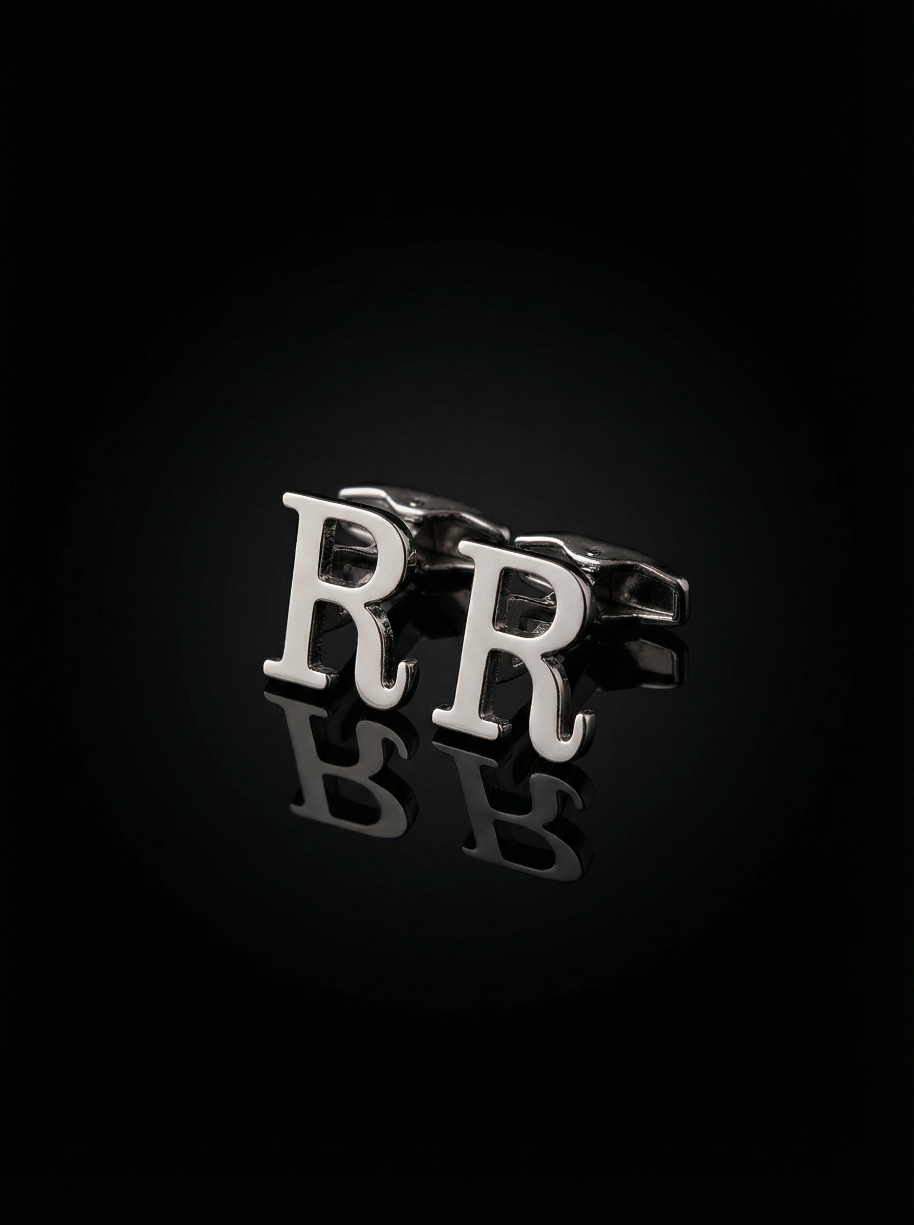 Letter R Cufflinks Tivaaro