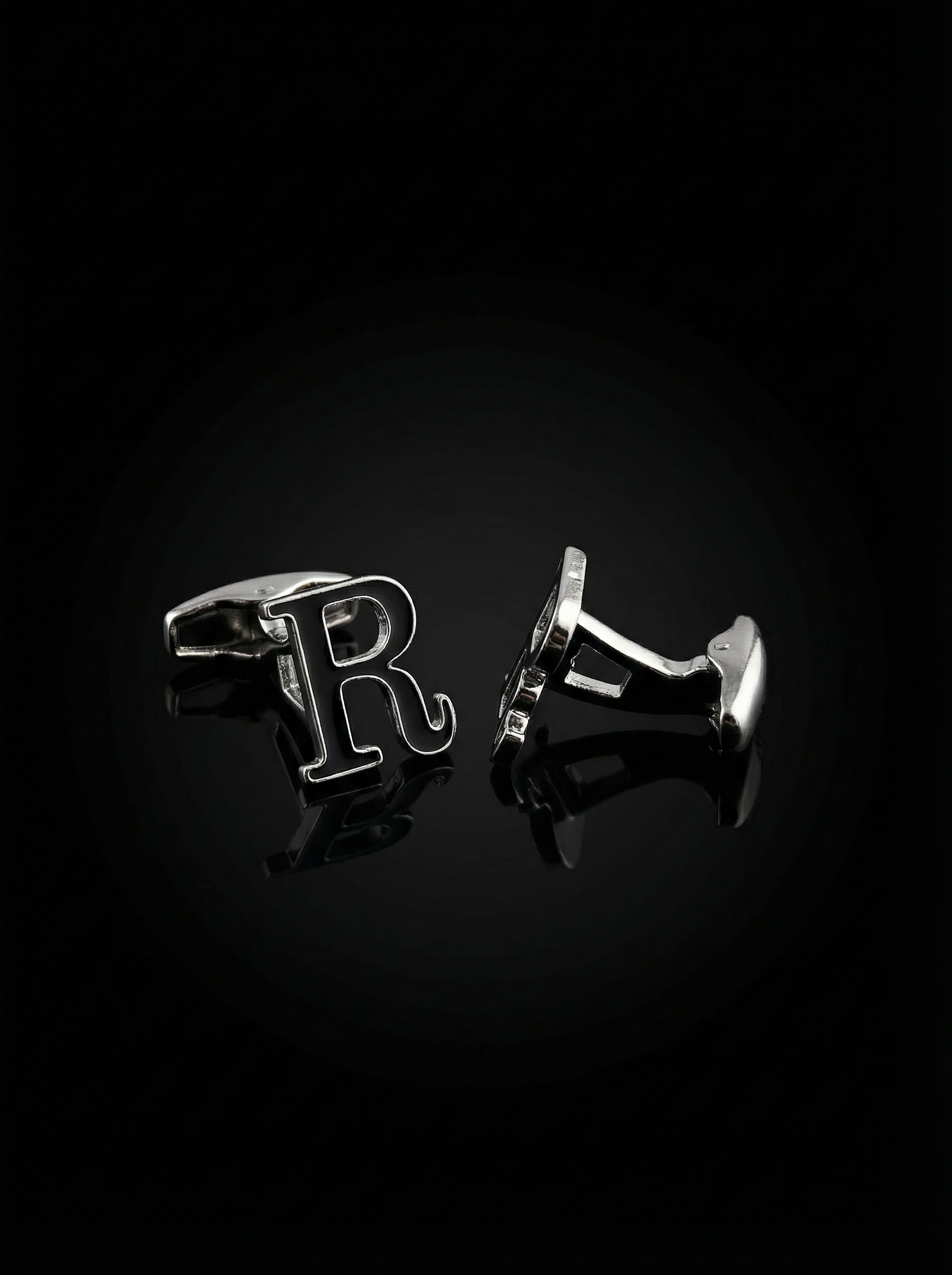 Letter R Cufflinks Tivaaro