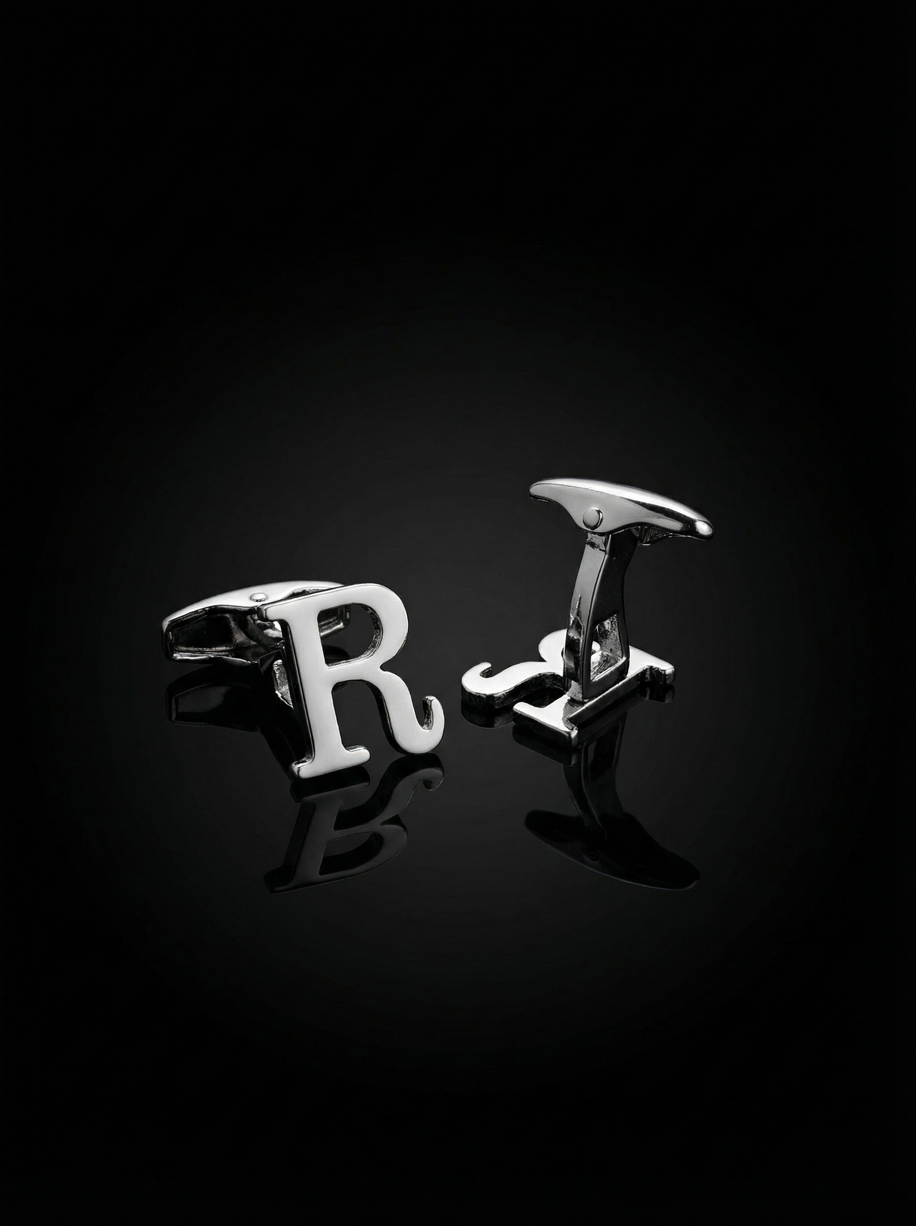 Letter R Cufflinks Tivaaro