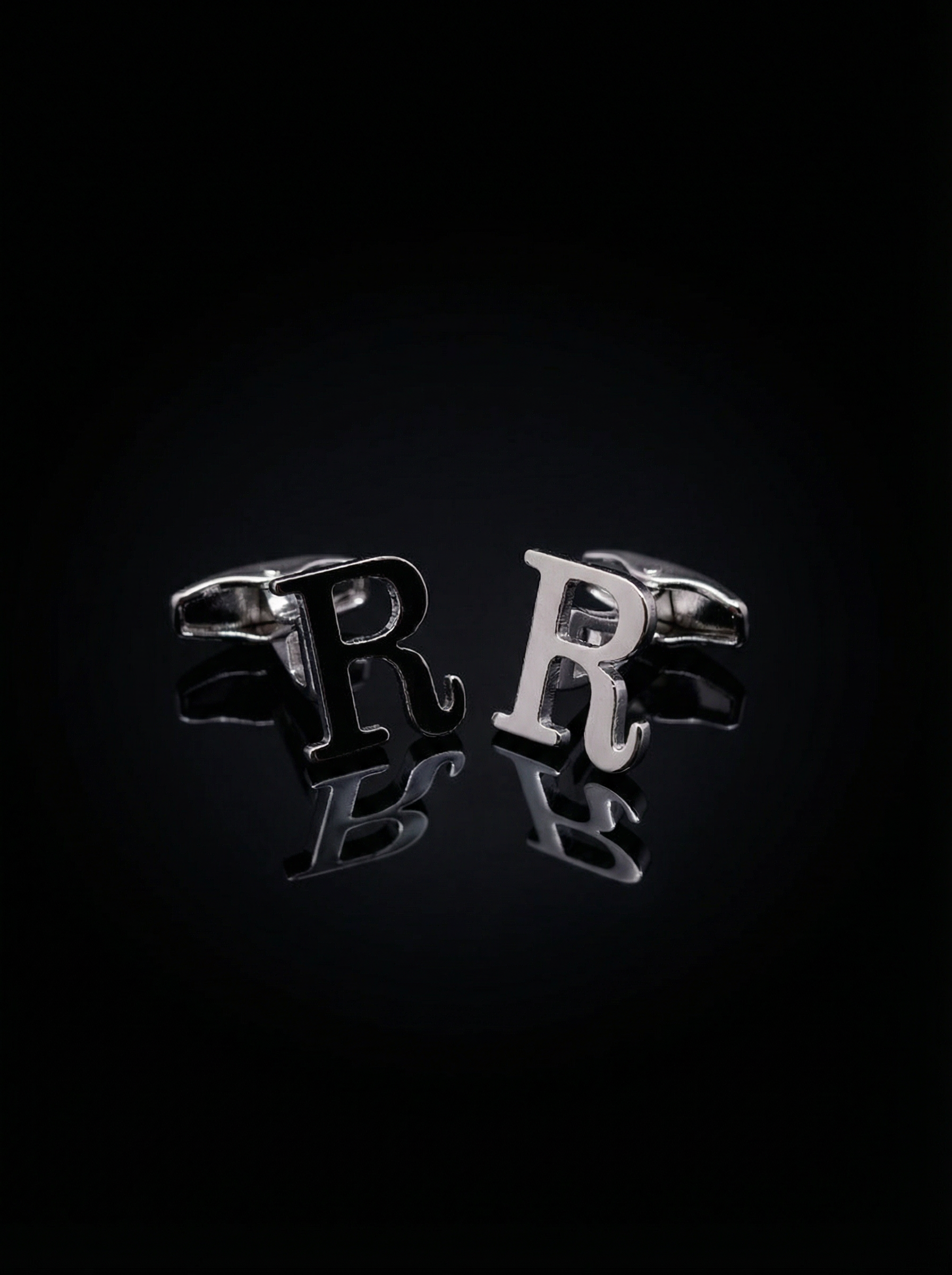 Letter R Cufflinks Tivaaro