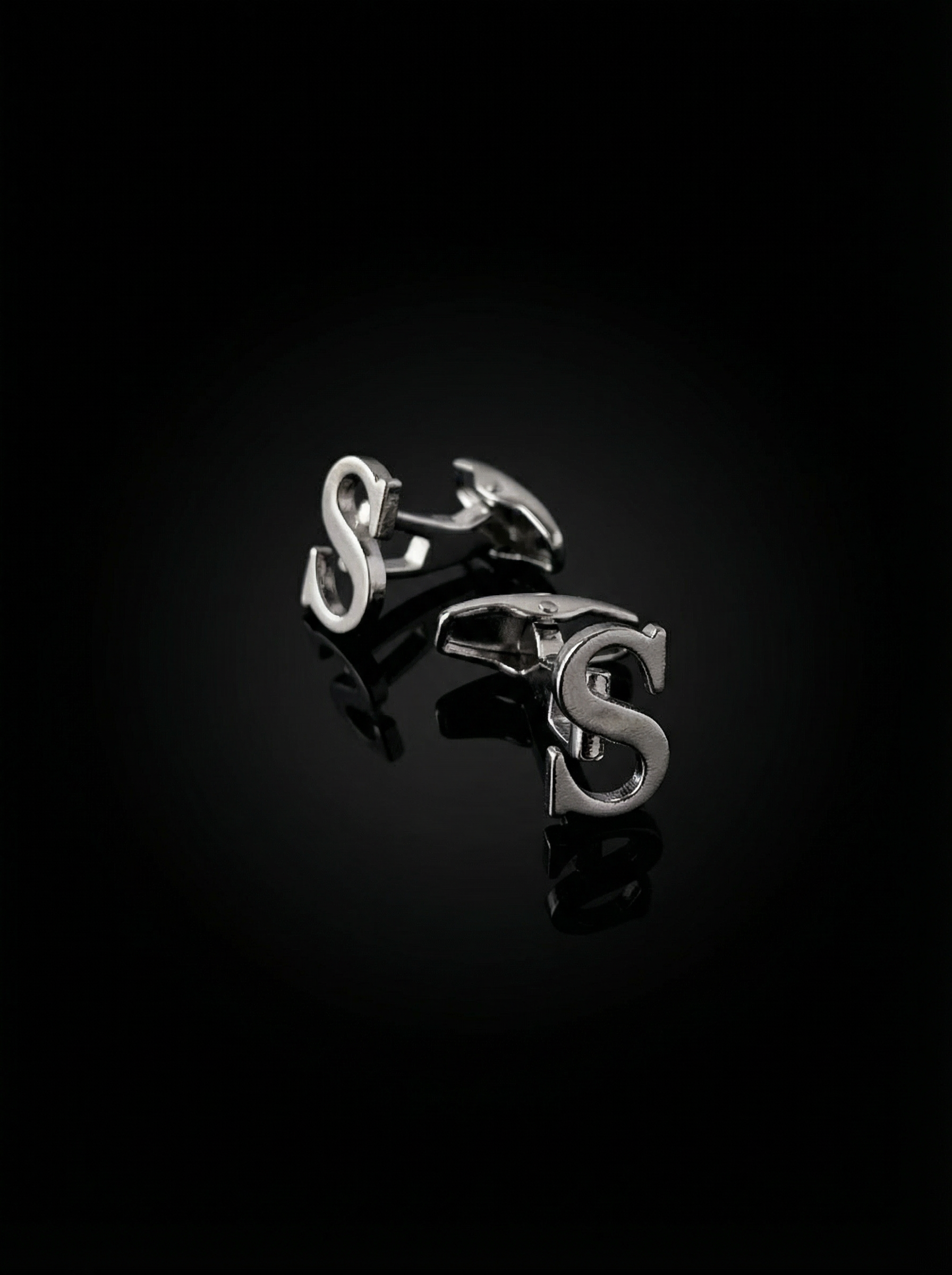 Letter S Cufflinks Tivaaro