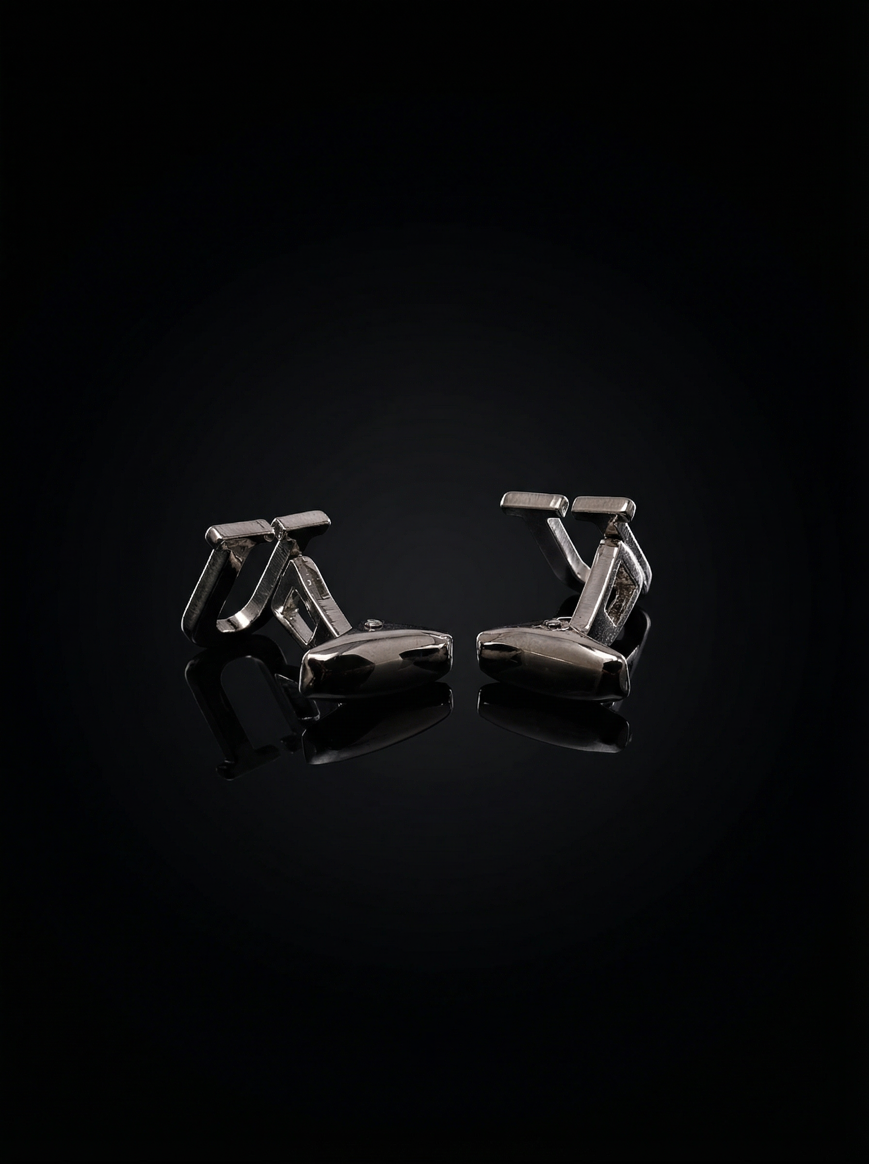 Letter U Cufflinks Tivaaro