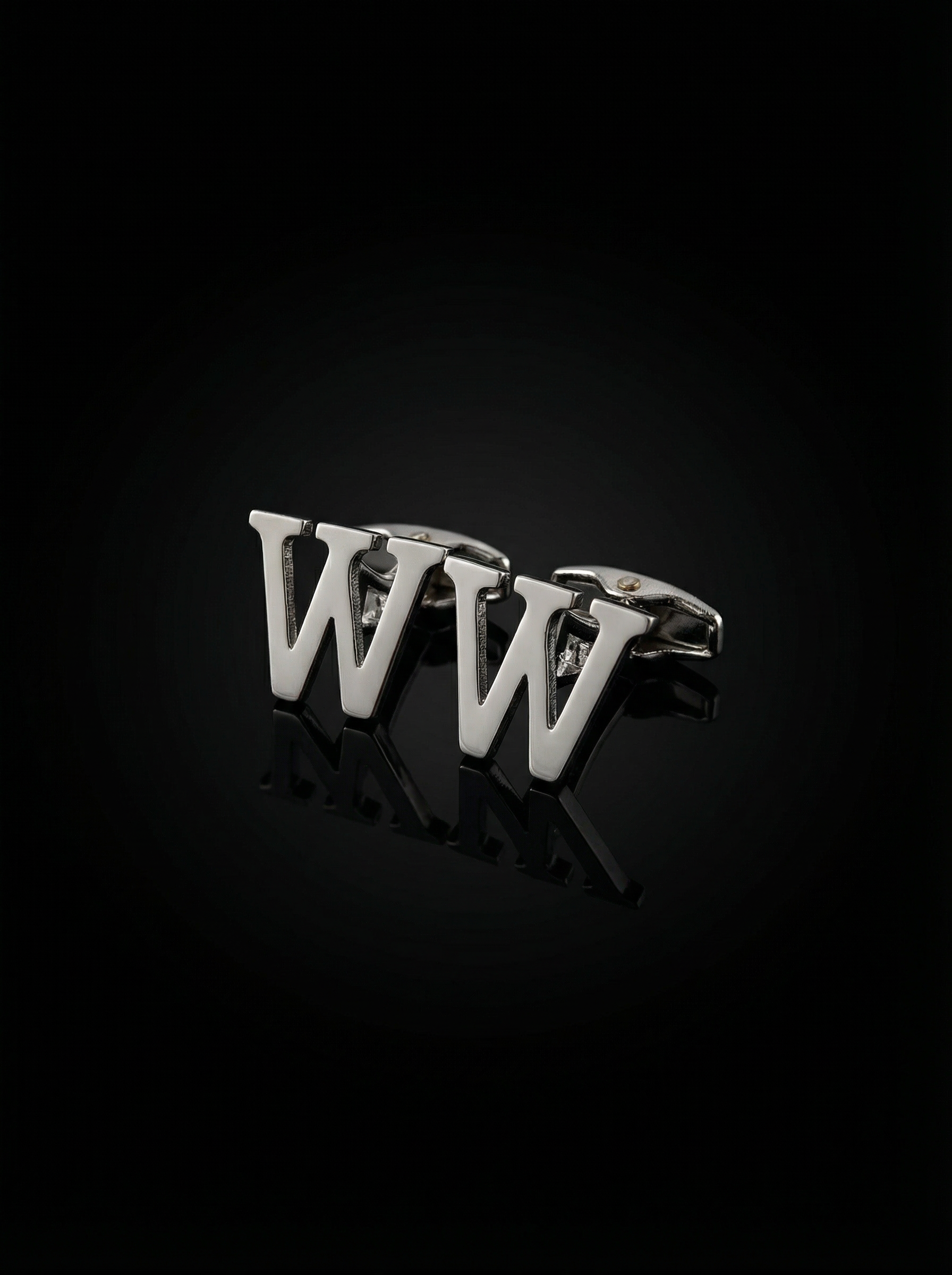 Letter W Cufflinks Tivaaro