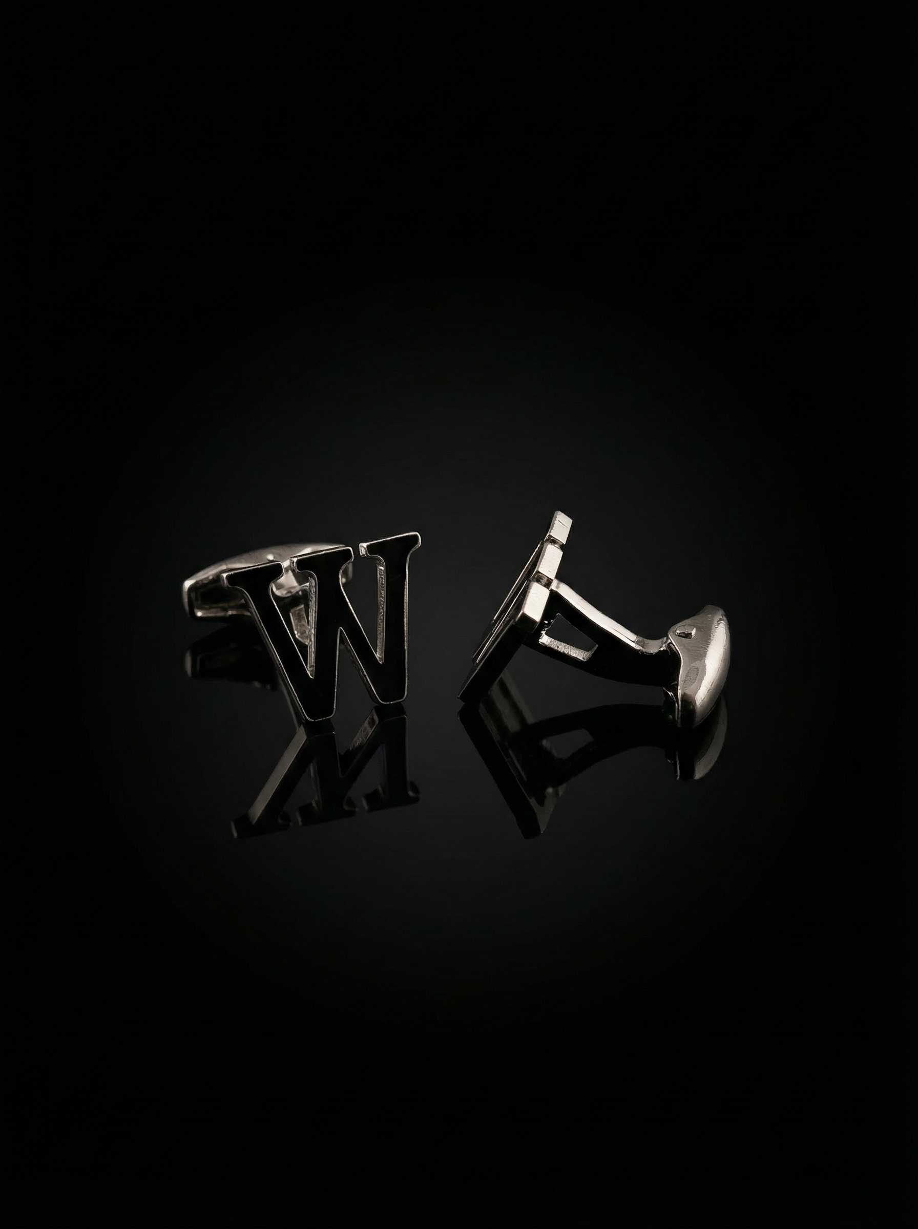Letter W Cufflinks Tivaaro