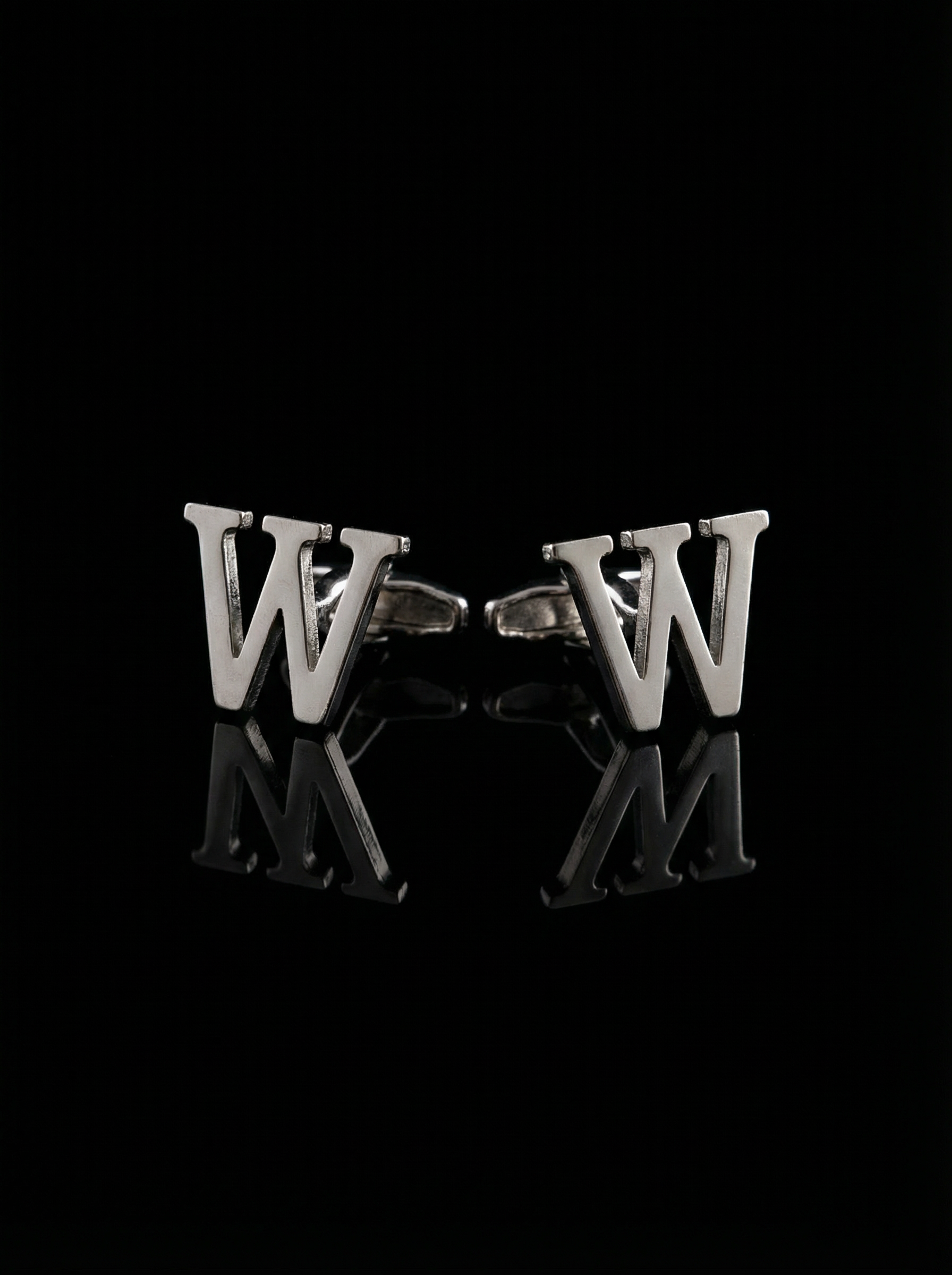 Letter W Cufflinks Tivaaro