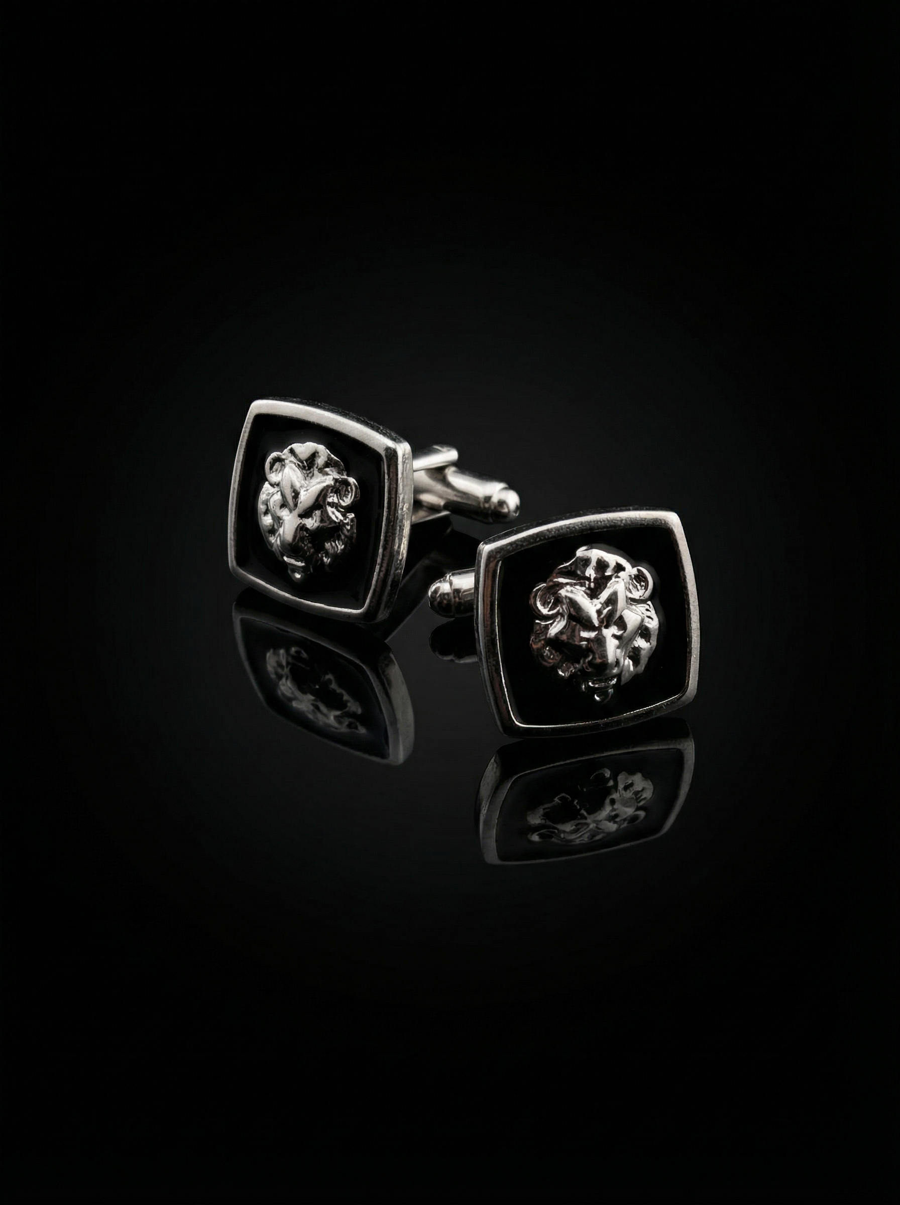Lion Face Cufflinks Tivaaro