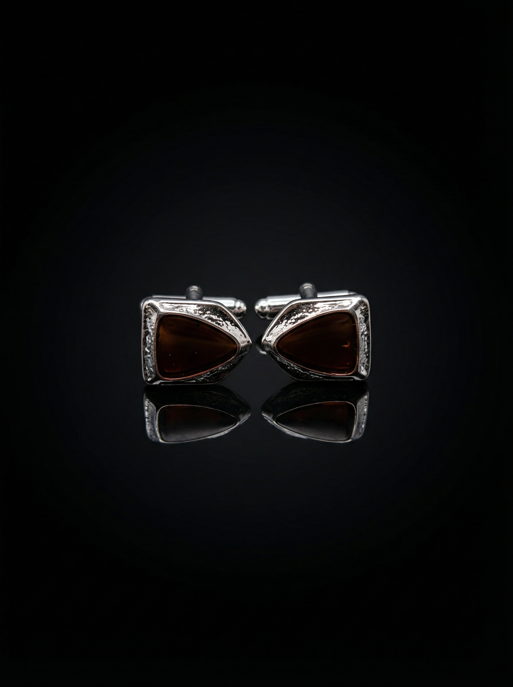 Maroon Triangular Cufflinks Tivaaro