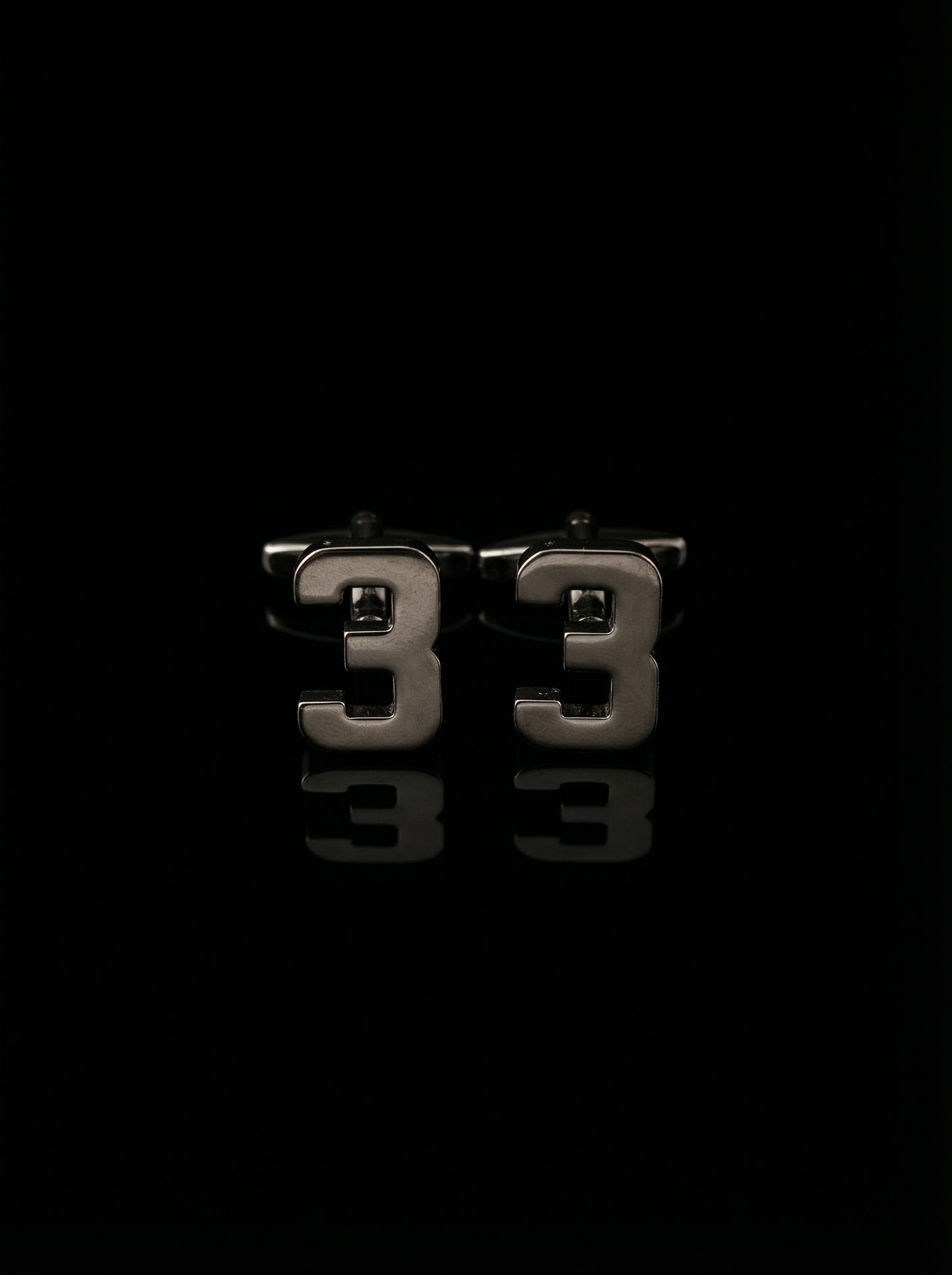 Number 3 Cufflinks Tivaaro