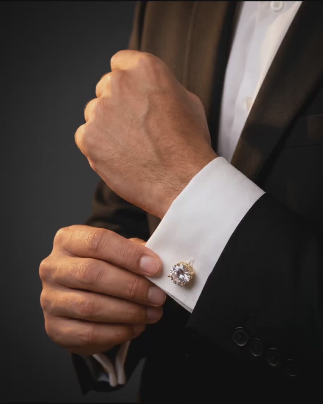 Load video: Crystal Solitaire Cufflinks