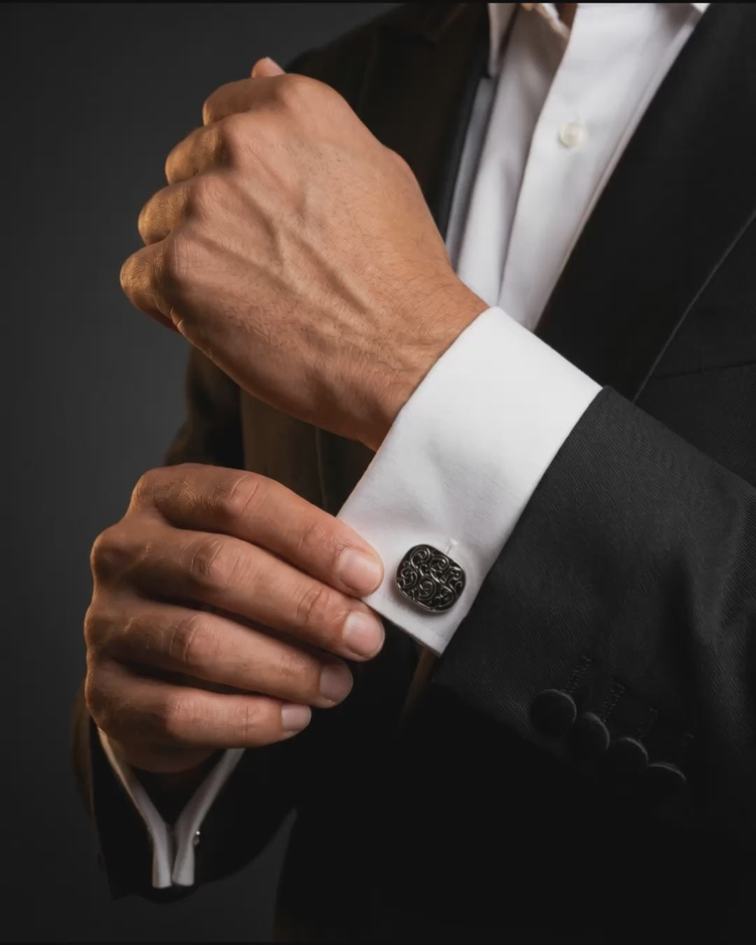 Load video: Symmetrical Swirl Cufflinks Video