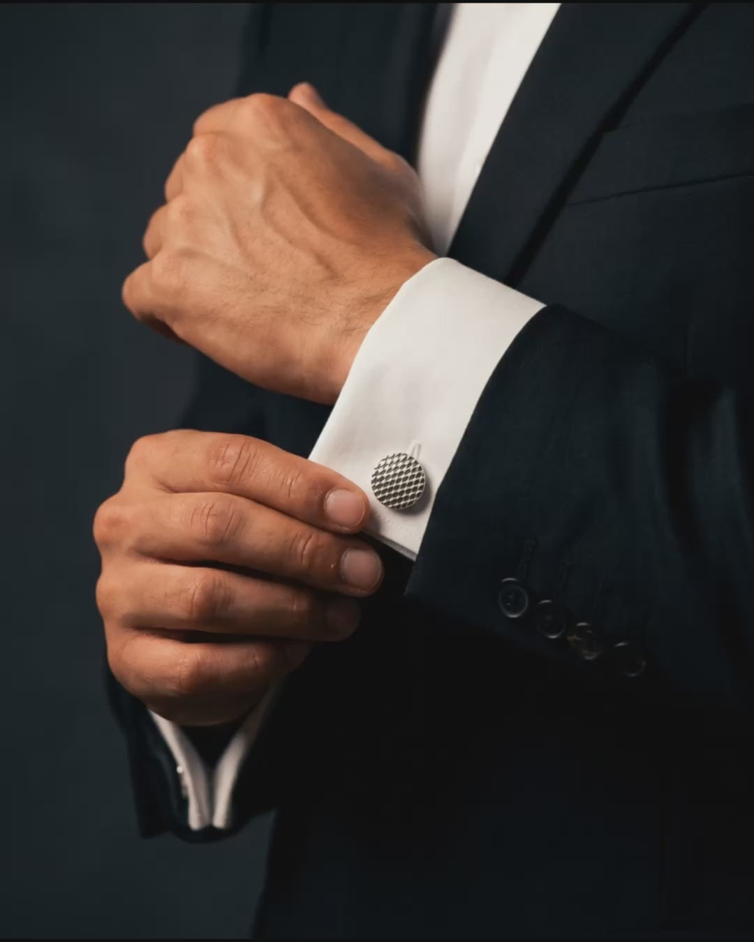 Load video: Diamond Grid Cufflinks Video