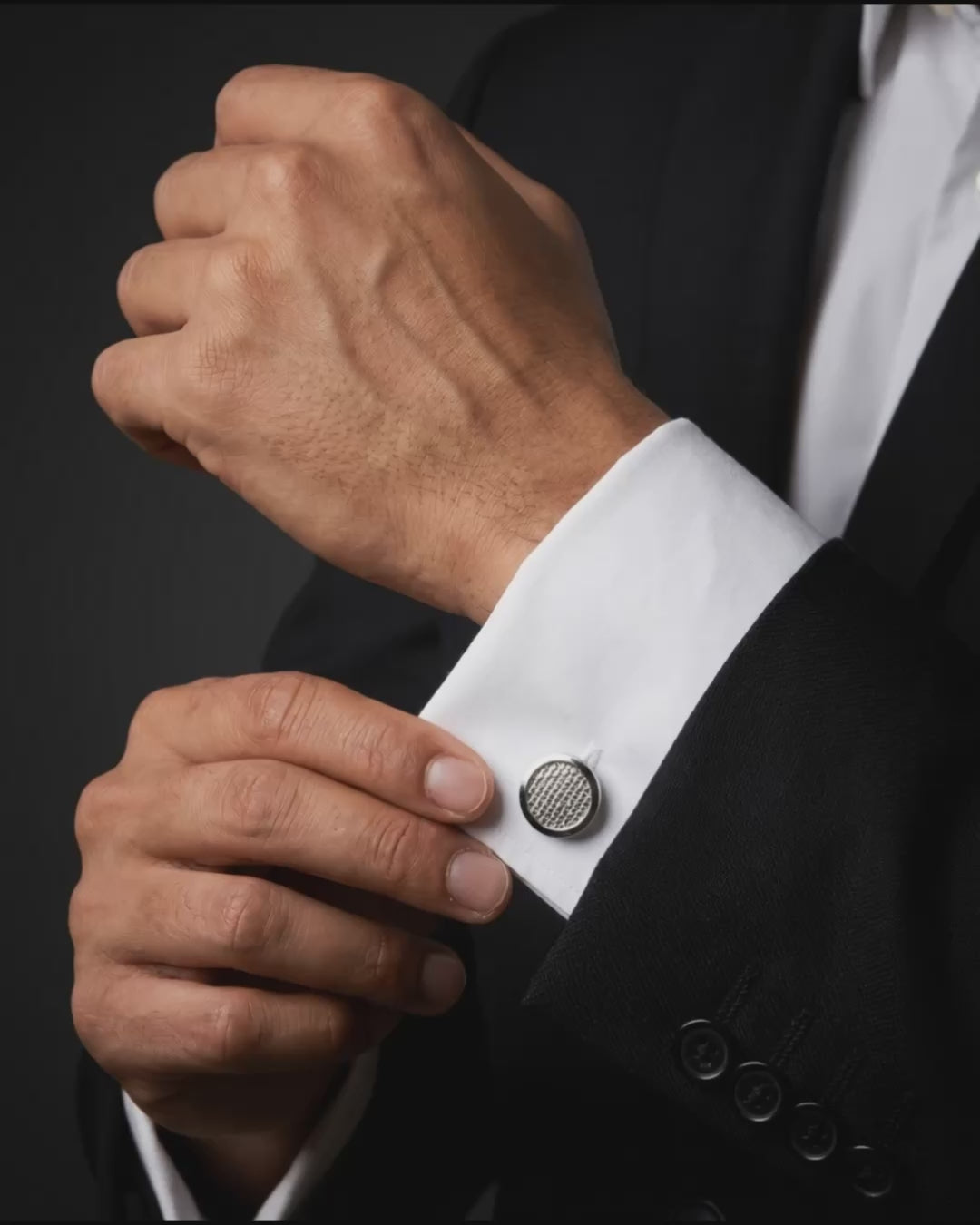 Load video: Embossed Pebble Texture Cufflinks Video