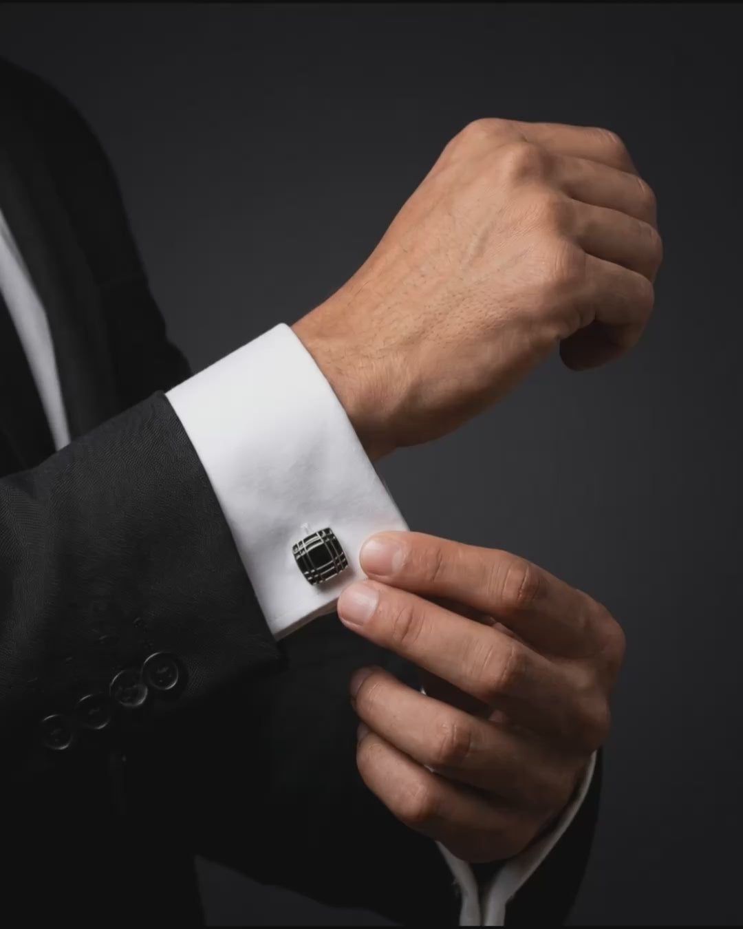 Load video: Square Grid Cufflinks Video