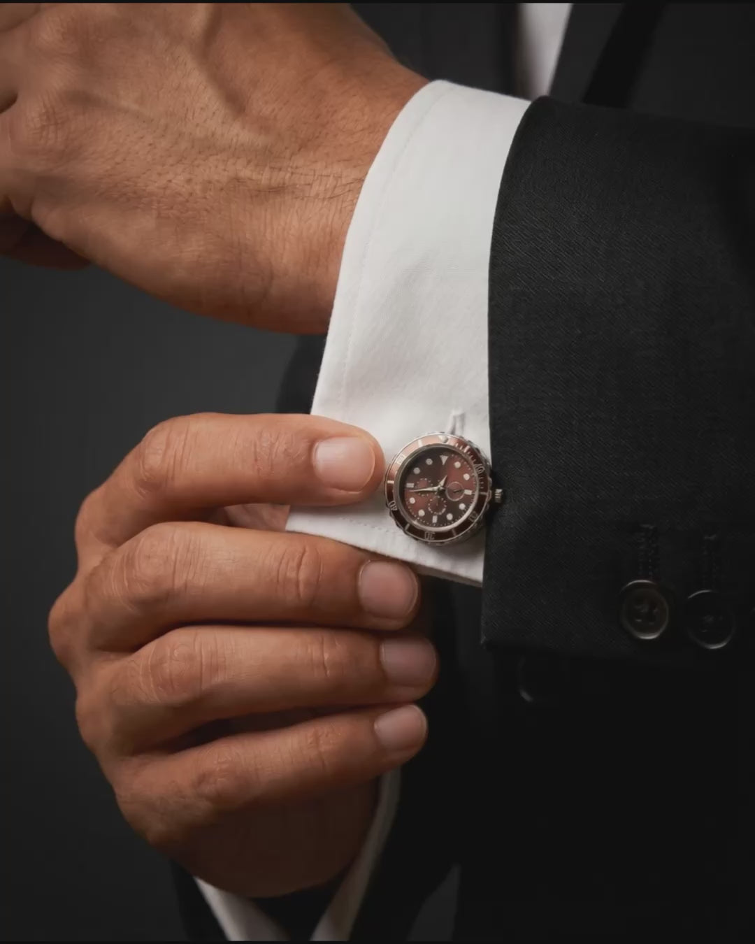 Load video: Elite Chrono Watch Cufflinks video