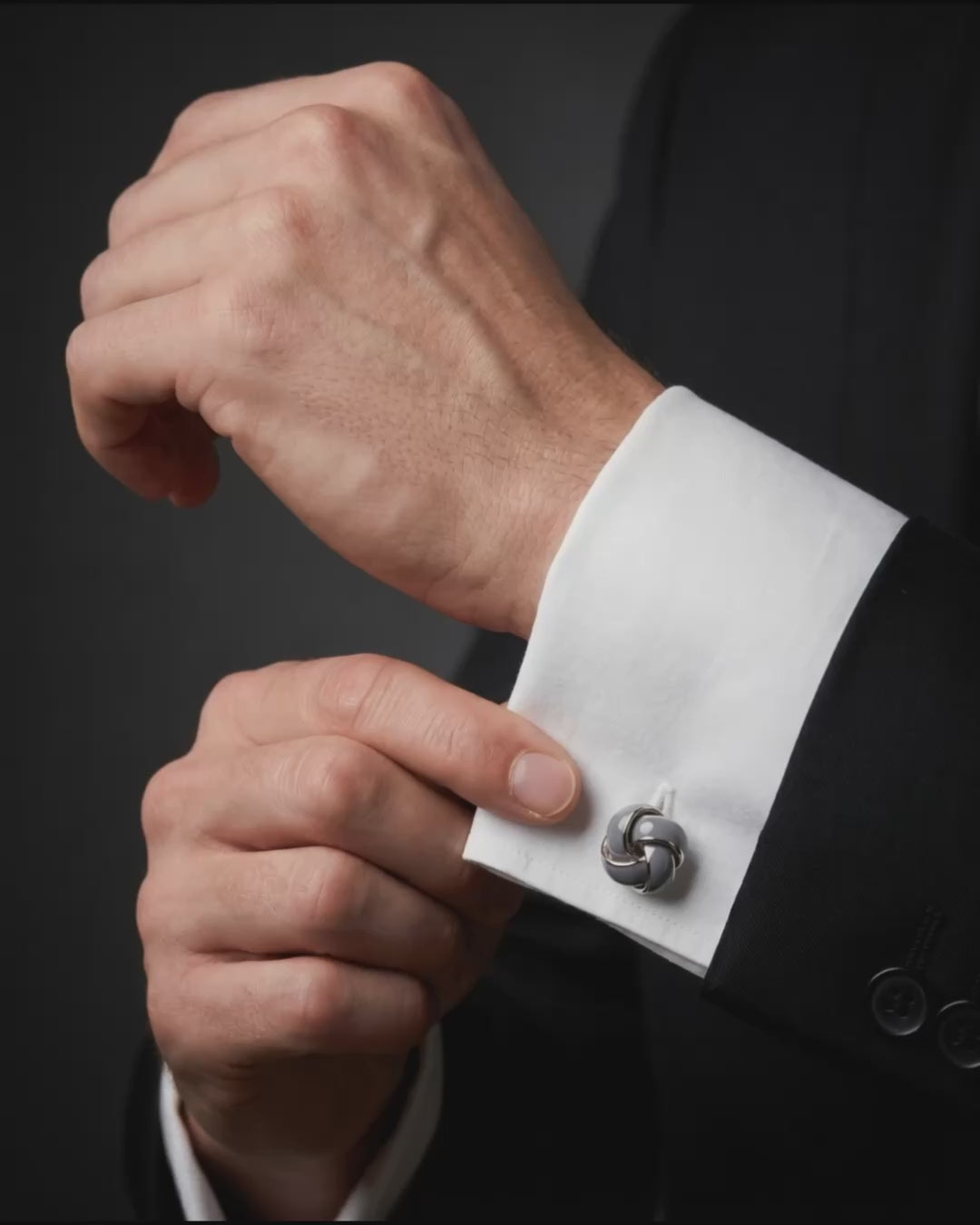 Load video: grey-knot-cufflinks-1112-666.mp4