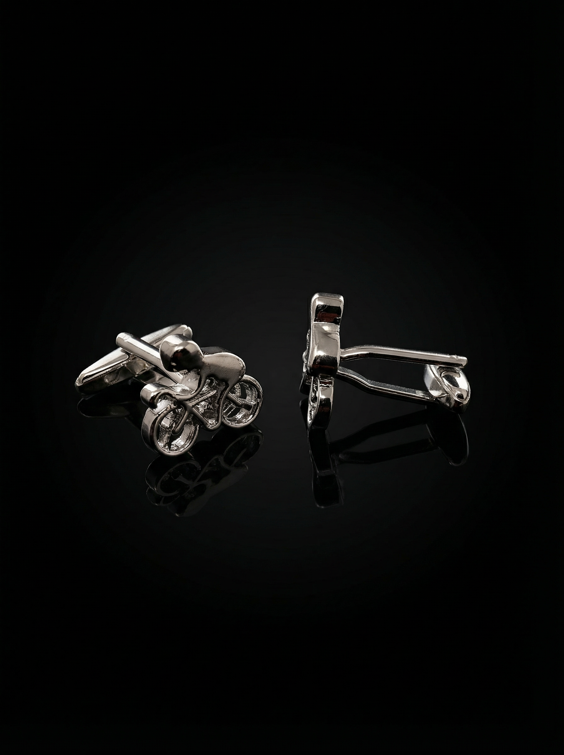 Sculpted Cyclist Cufflinks Tivaaro
