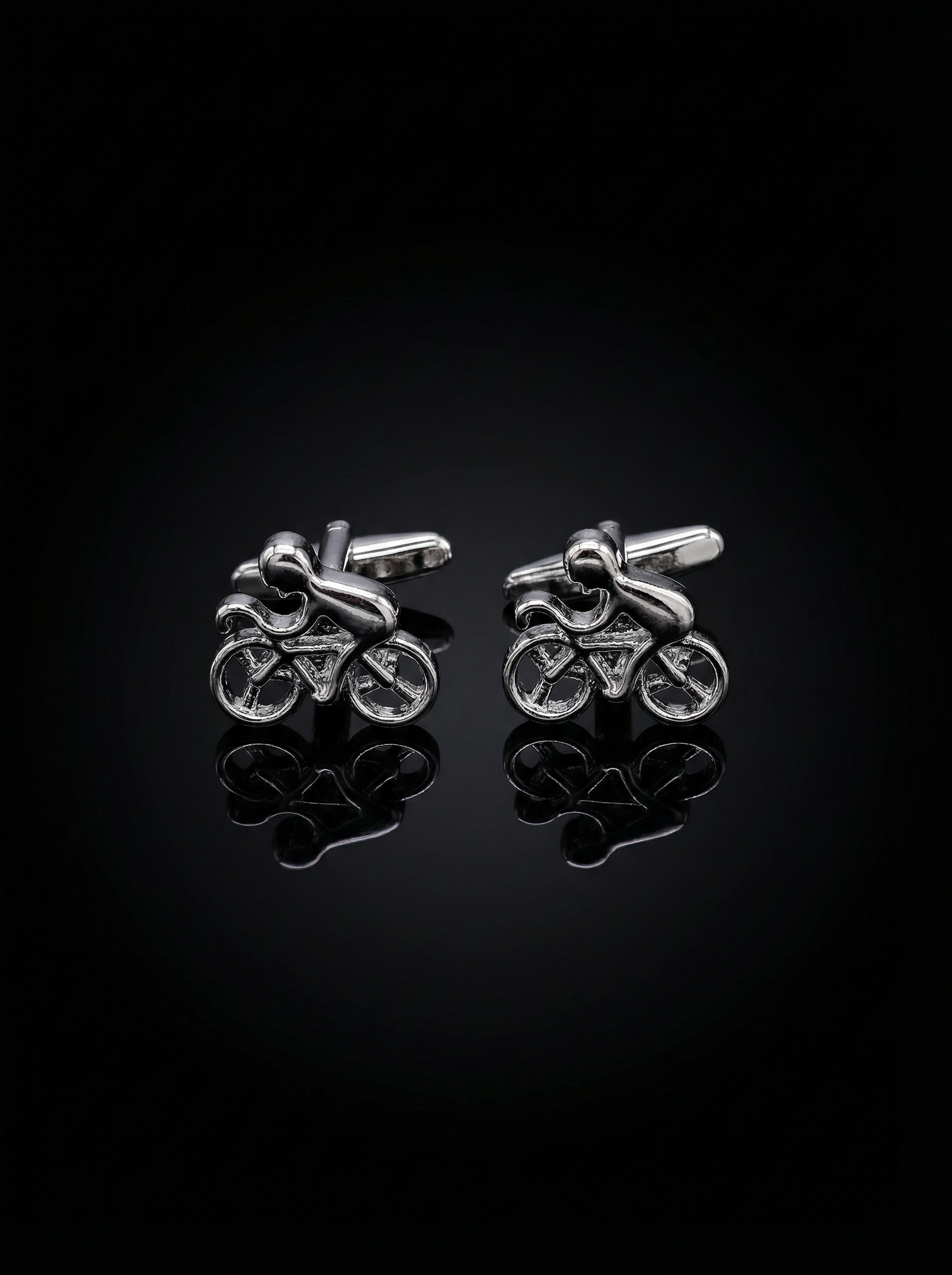 Sculpted Cyclist Cufflinks Tivaaro