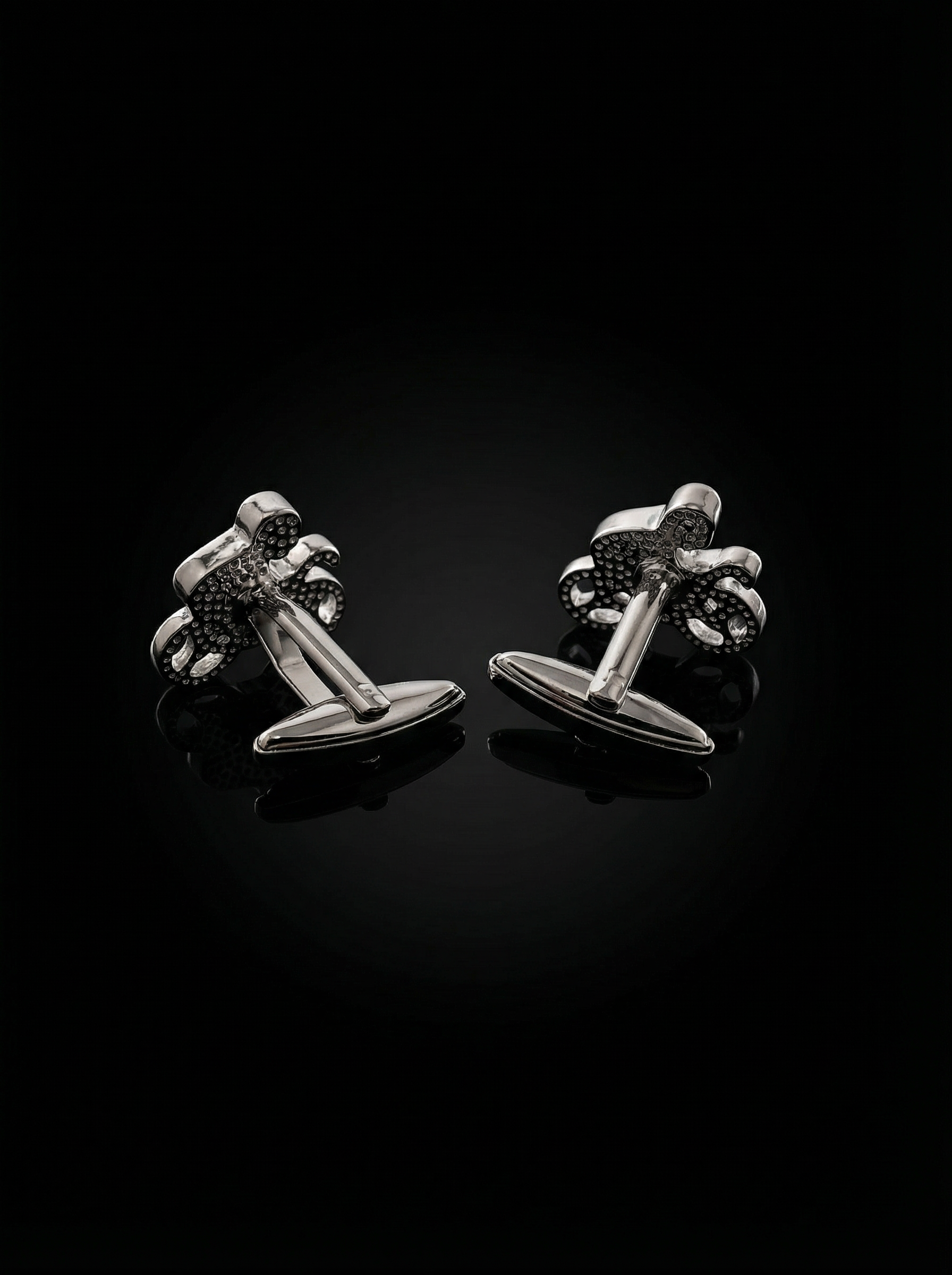 Sculpted Cyclist Cufflinks Tivaaro