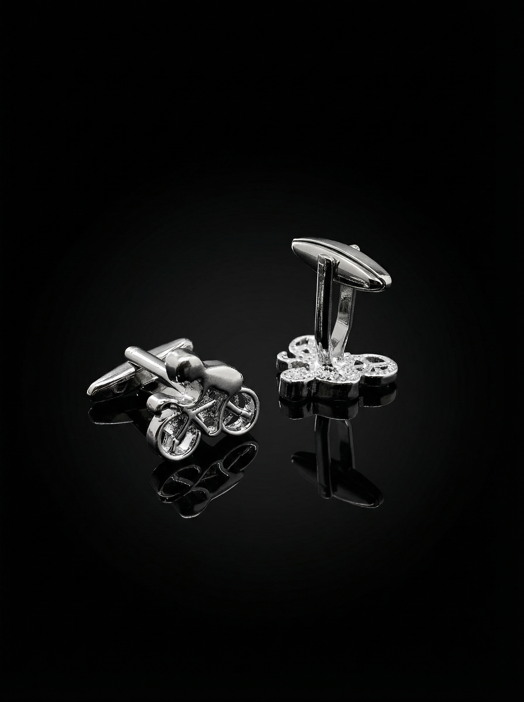 Sculpted Cyclist Cufflinks Tivaaro