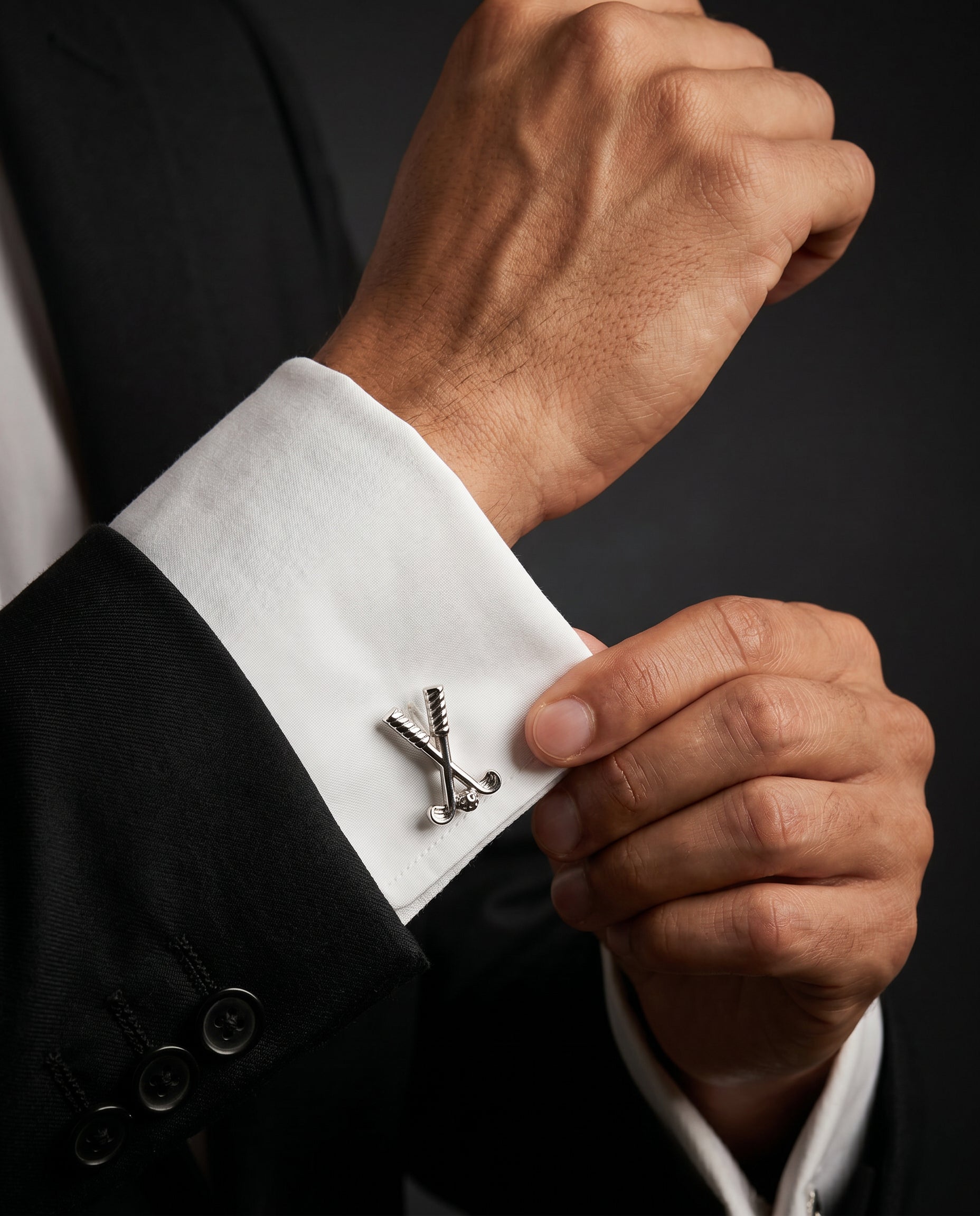 Silver-Tone Crossed Golf Club Cufflinks by Tivaaro