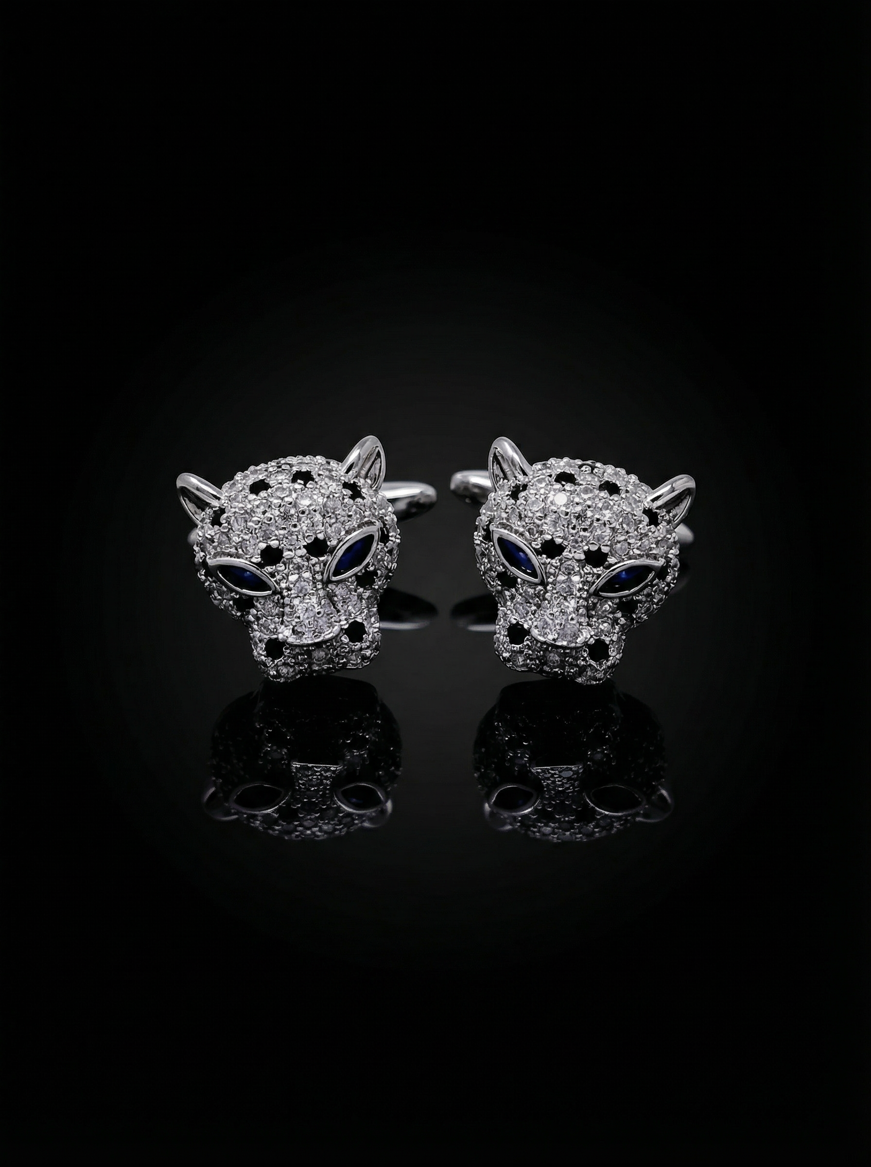 Silver Jeweled Leopard Cufflinks Tivaaro