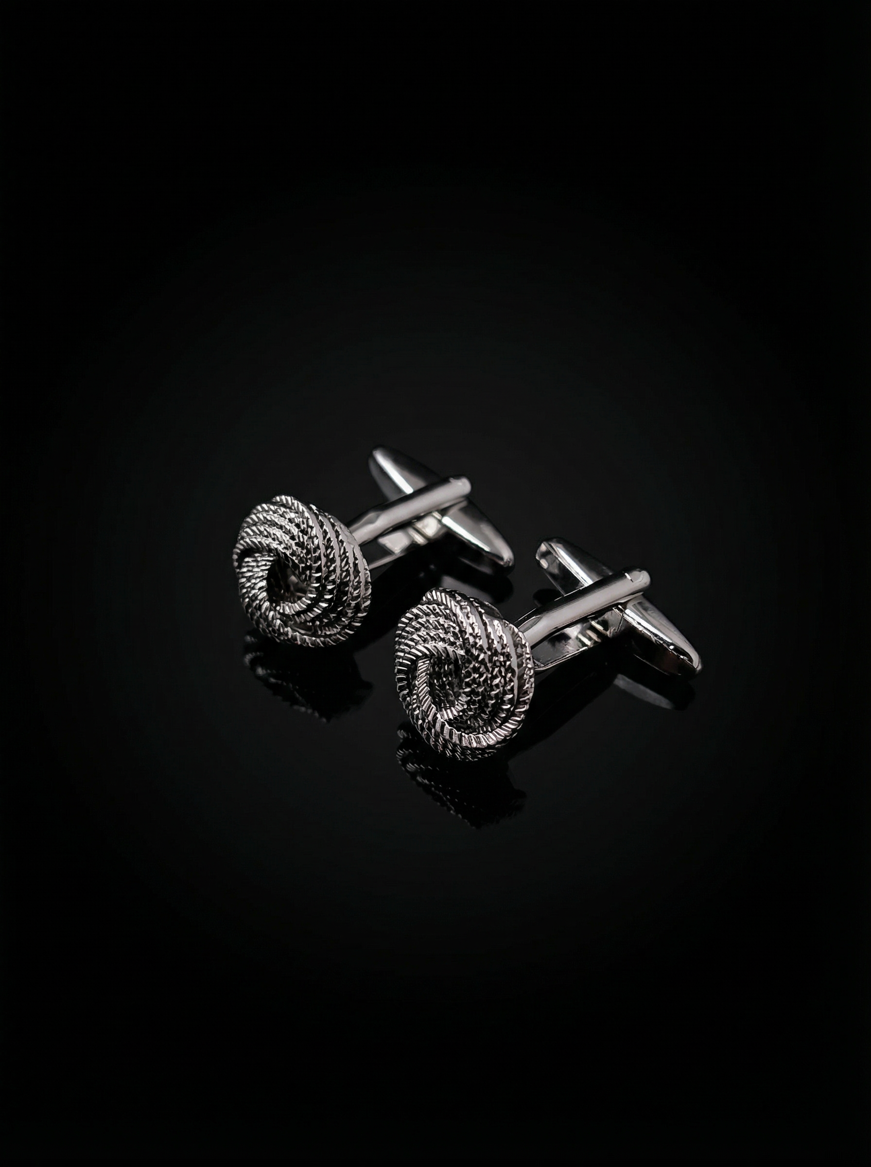 Spiral Knot Cufflinks Tivaaro