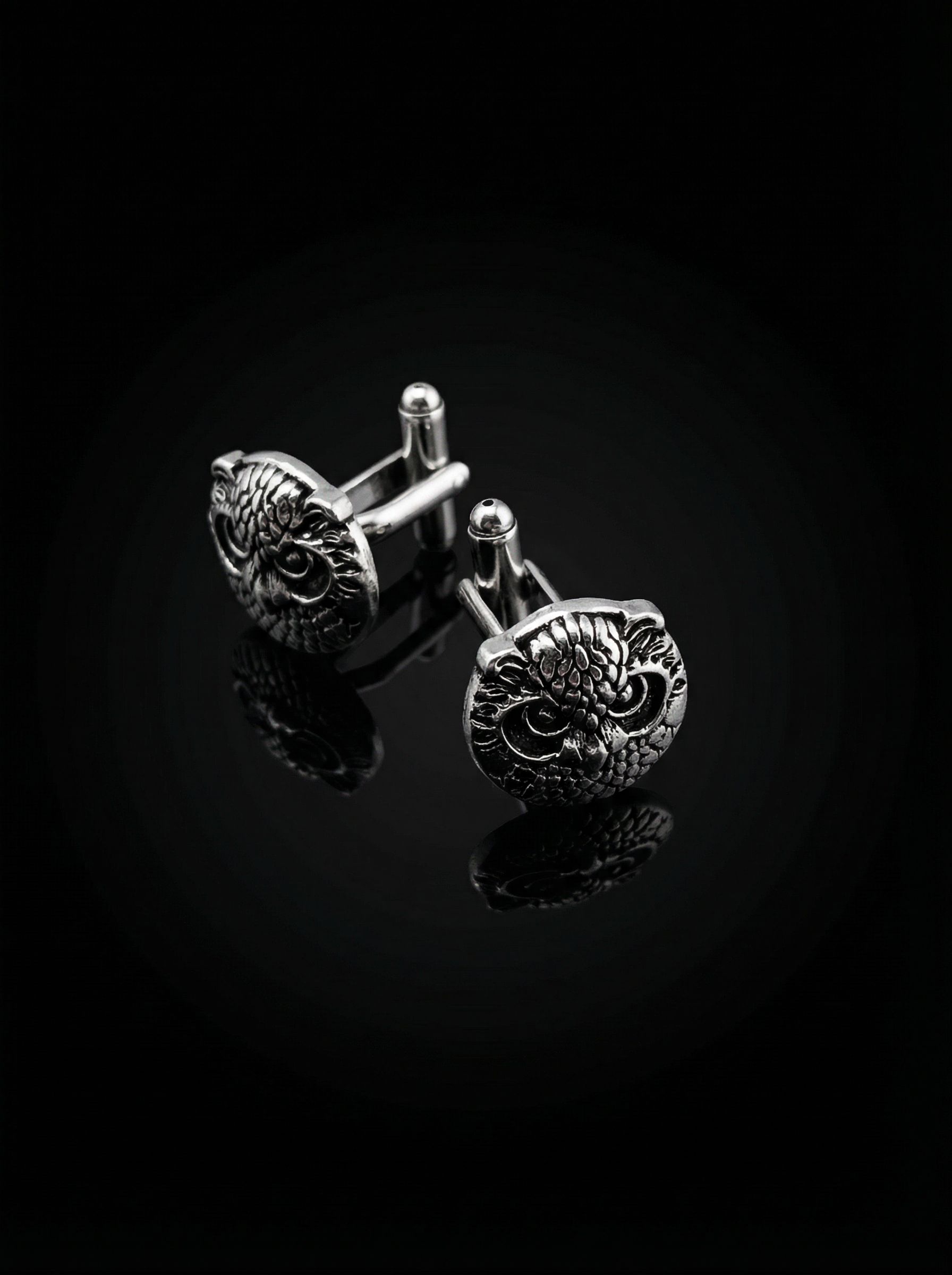 Textured Owl Face Cufflinks Tivaaro